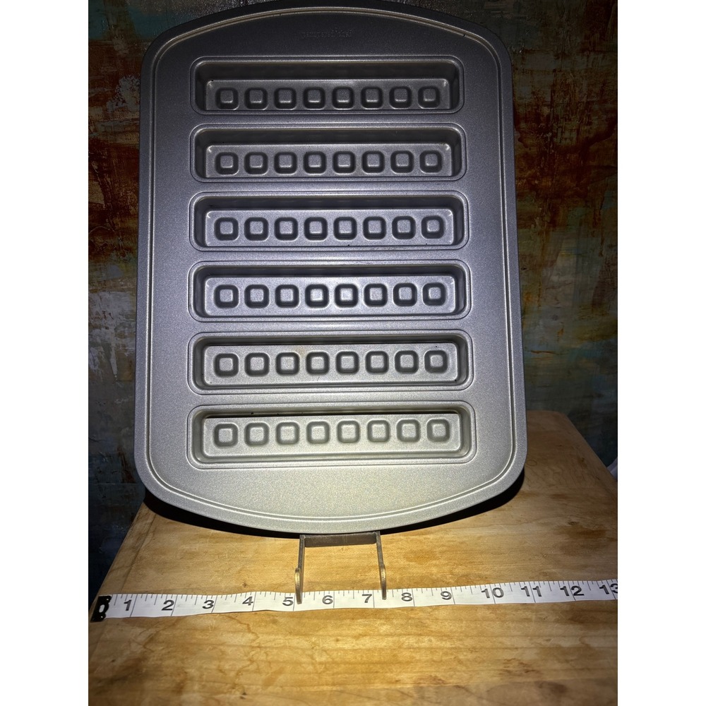 Pampered Chef Snack Bar Maker 6 Well Non-Stick Granola Protein Bar Pan Blue Grey